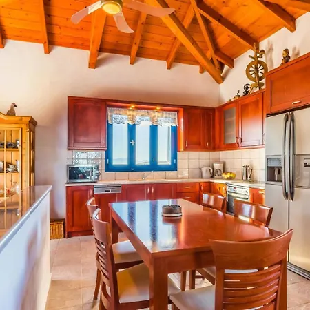 Villa Levanda *